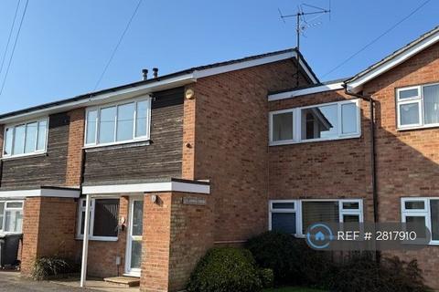 2 bedroom maisonette to rent, St Johns Court, Biggleswade, SG18