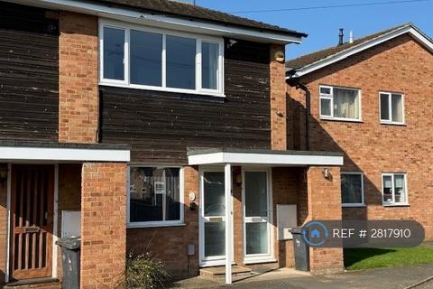 2 bedroom maisonette to rent, St Johns Court, Biggleswade, SG18