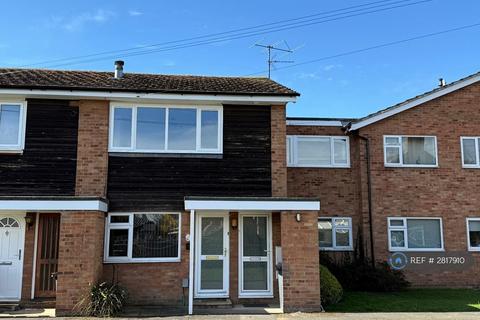 2 bedroom maisonette to rent, St Johns Court, Biggleswade, SG18