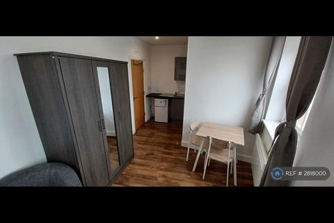 Studio to rent, The Webberley, Stoke-On-Trent, ST1