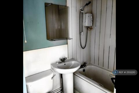 undefined, Tividale, Oldbury, B69