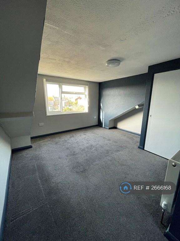 Bedroom 3 (2nd Floor)