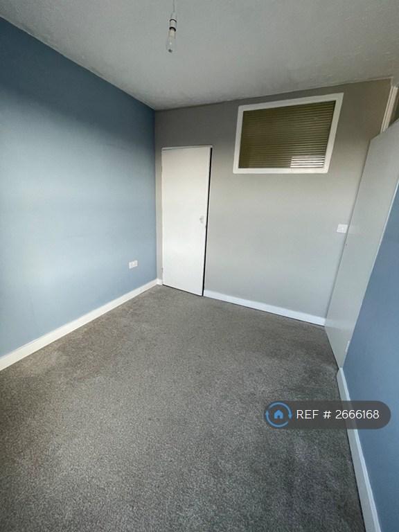 Bedroom 3 (1st Floor)