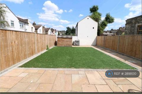 undefined, Brighton Road, South Croydon, CR2