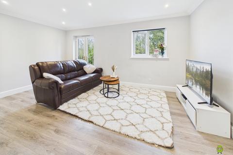 1 bedroom apartment for sale, Winston Close, Greenhithe, Kent, DA9