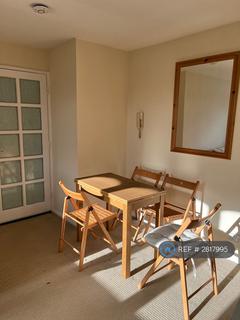 1 bedroom flat to rent, Opal House, Worcester Park, KT4