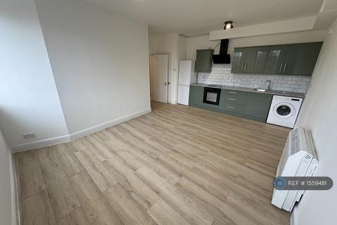 undefined, Comer Crescent, Southall, UB2