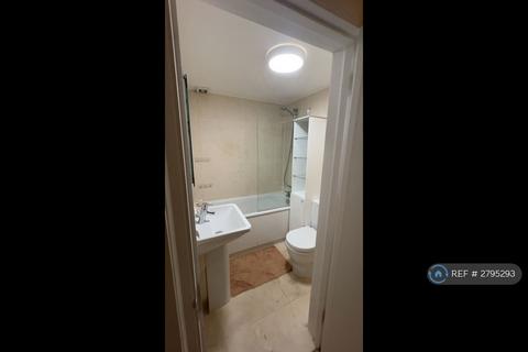 2 bedroom flat to rent, Cannon Street Road, London, E1