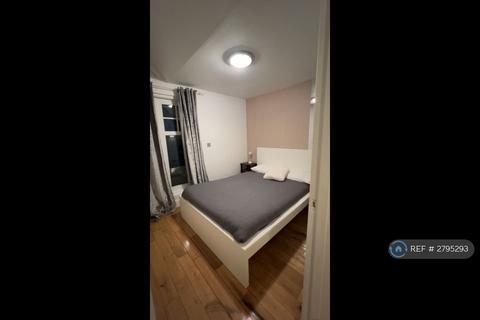 2 bedroom flat to rent, Cannon Street Road, London, E1