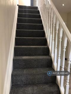 3 bedroom semi-detached house to rent, Laburnum Way, Staines-Upon-Thames, TW19