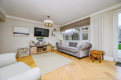 3 bedroom terraced house for sale, Chiltern Road, St. Albans