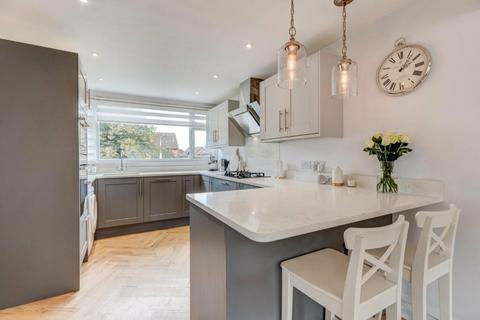 3 bedroom terraced house for sale, Chiltern Road, St. Albans