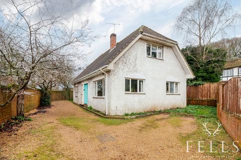 3 bedroom detached house for sale, Linford Road, Ringwood BH24