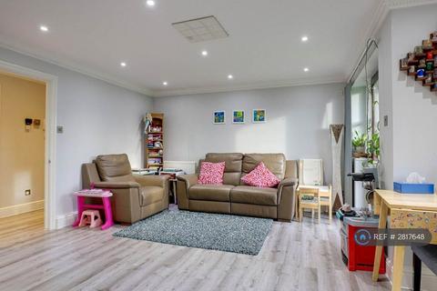 2 bedroom flat to rent, Caversham, Reading, RG4