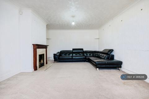 undefined, Downlands, Luton, LU3