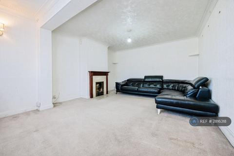 undefined, Downlands, Luton, LU3