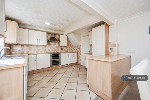 undefined, Downlands, Luton, LU3