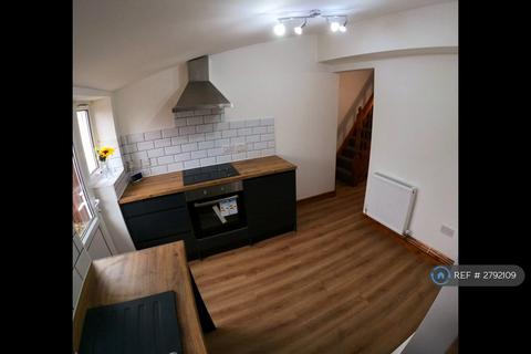 2 bedroom terraced house to rent, Church Terrace, Outwell, Wisbech, PE14