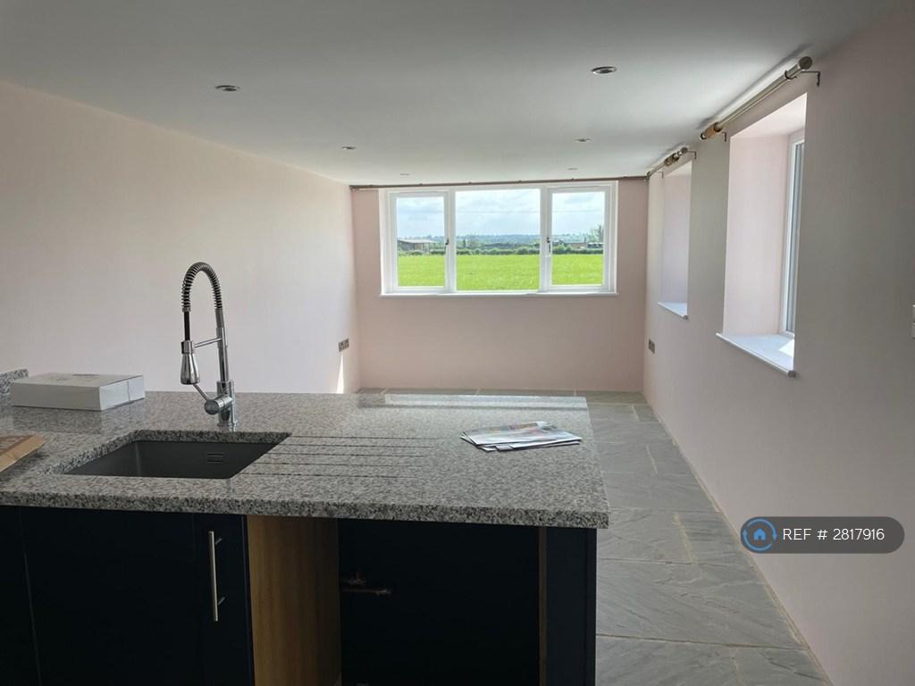Dining Room/Kitchen