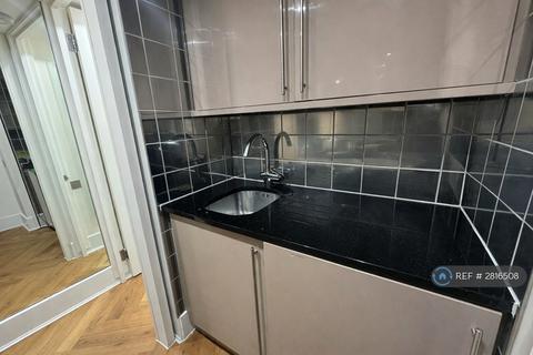 1 bedroom flat to rent, Queen's Gate, London, SW7