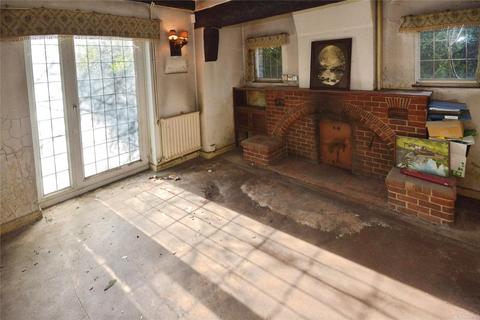 3 bedroom detached house for sale, Thorley Hill, Bishop's Stortford, Hertfordshire, CM23