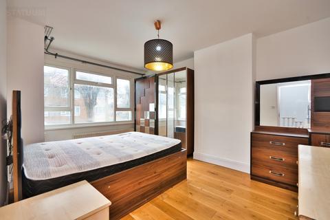1 bedroom flat to rent, Off Romford Road, Manor Park, Ilford, London, E12