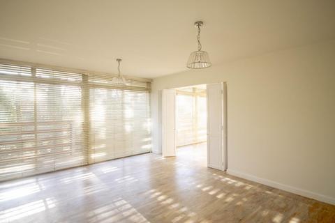 3 bedroom flat to rent, Cavendish Avenue, Cambridge