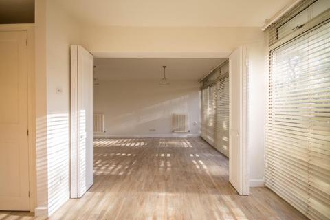 3 bedroom flat to rent, Cavendish Avenue, Cambridge