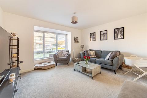 3 bedroom detached house for sale, Cosmos Gardens, Callerton, NE5