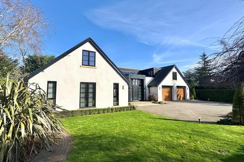 5 bedroom detached house for sale, Kemp Road, Swanland HU14