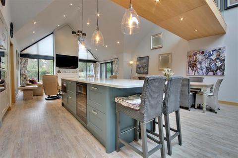 5 bedroom detached house for sale, Kemp Road, Swanland HU14