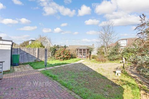 2 bedroom detached bungalow for sale, Egremont Road, Maidstone ME15