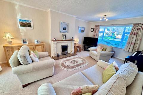 undefined, Maes Mawr, Llanrwst