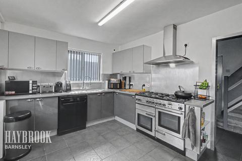 4 bedroom semi-detached house for sale, Dearne Road, Brampton