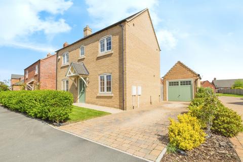 3 bedroom detached house for sale, Rowan Avenue, Saxilby, Lincoln