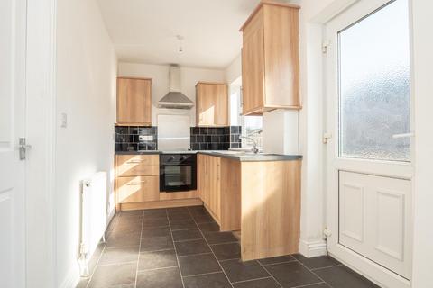 3 bedroom terraced house for sale, Broad Lane, Leeds