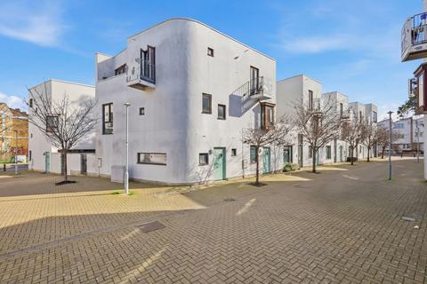 undefined, Tower Hamlets, London E3