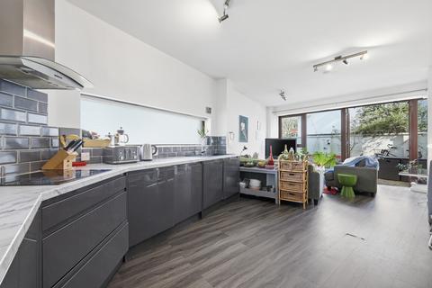 undefined, Tower Hamlets, London E3