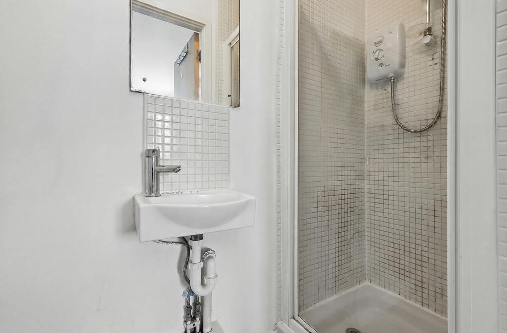 28 005 img 6386 declutter 27ce40ca-21b8-4067-8571-