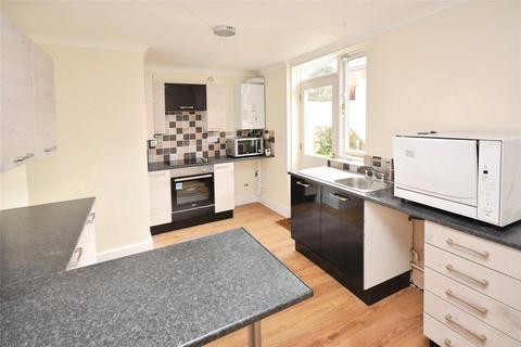 undefined, Crocker Street, Newport, PO30