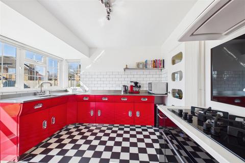 4 bedroom detached house for sale, Windsor Road, Newark