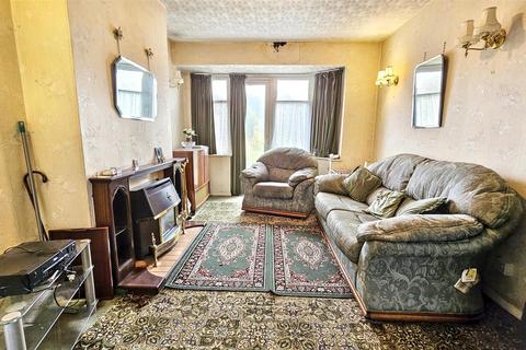 3 bedroom semi-detached house for sale, Aylestone Road, Leicester