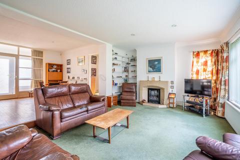 undefined, Greenfield Park Drive, York