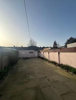 1 bedroom in a house share to rent, Baxter Road, London