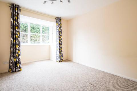 1 bedroom flat to rent, White Rose Lane, Woking, GU22