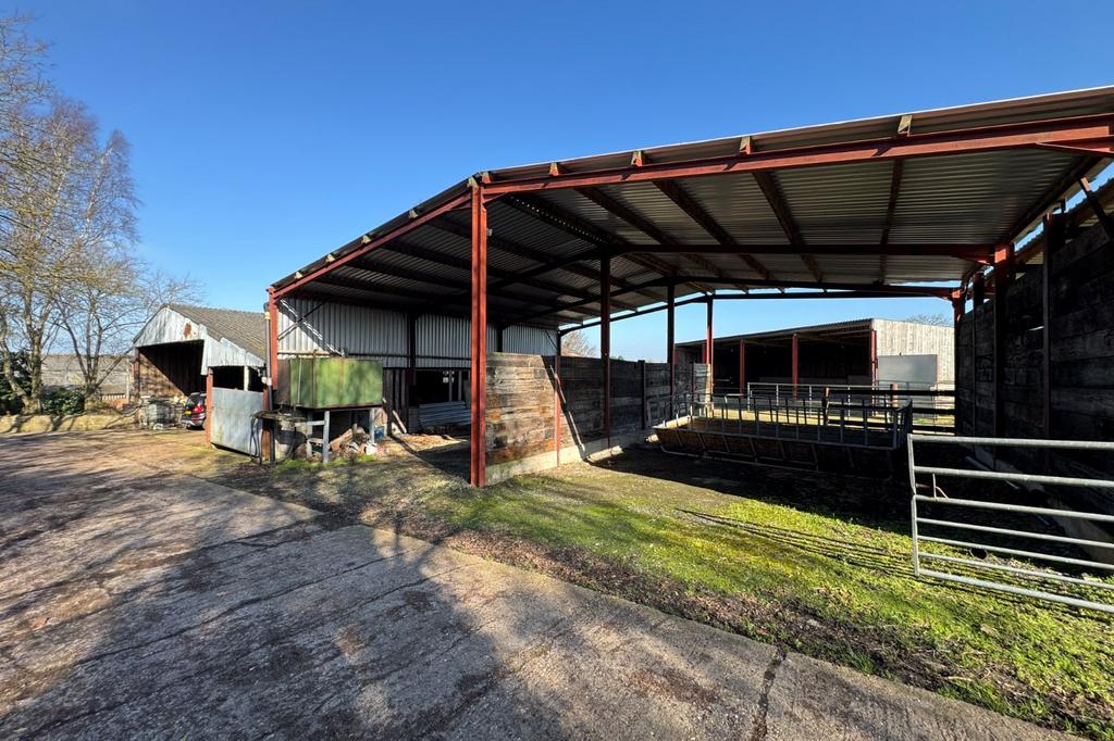 Barns
