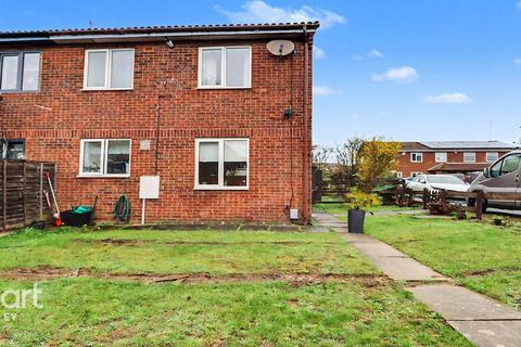 1 bedroom end of terrace house for sale, Branton Close, Luton