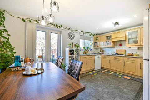 4 bedroom terraced house for sale, Grasholm Way, Langley, Slough, SL3
