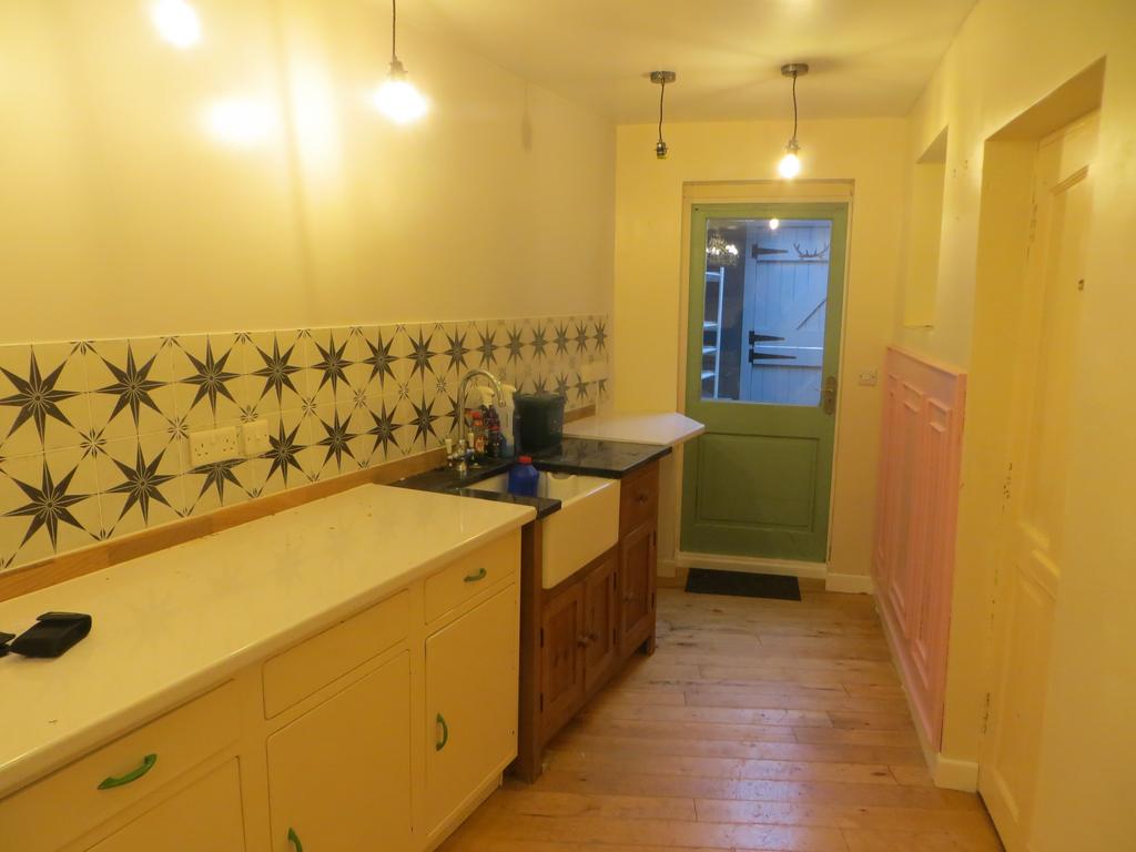Kitchen/Dining