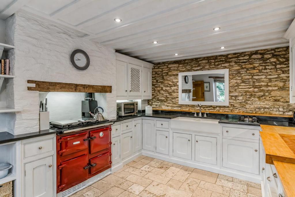 Kitchen 1